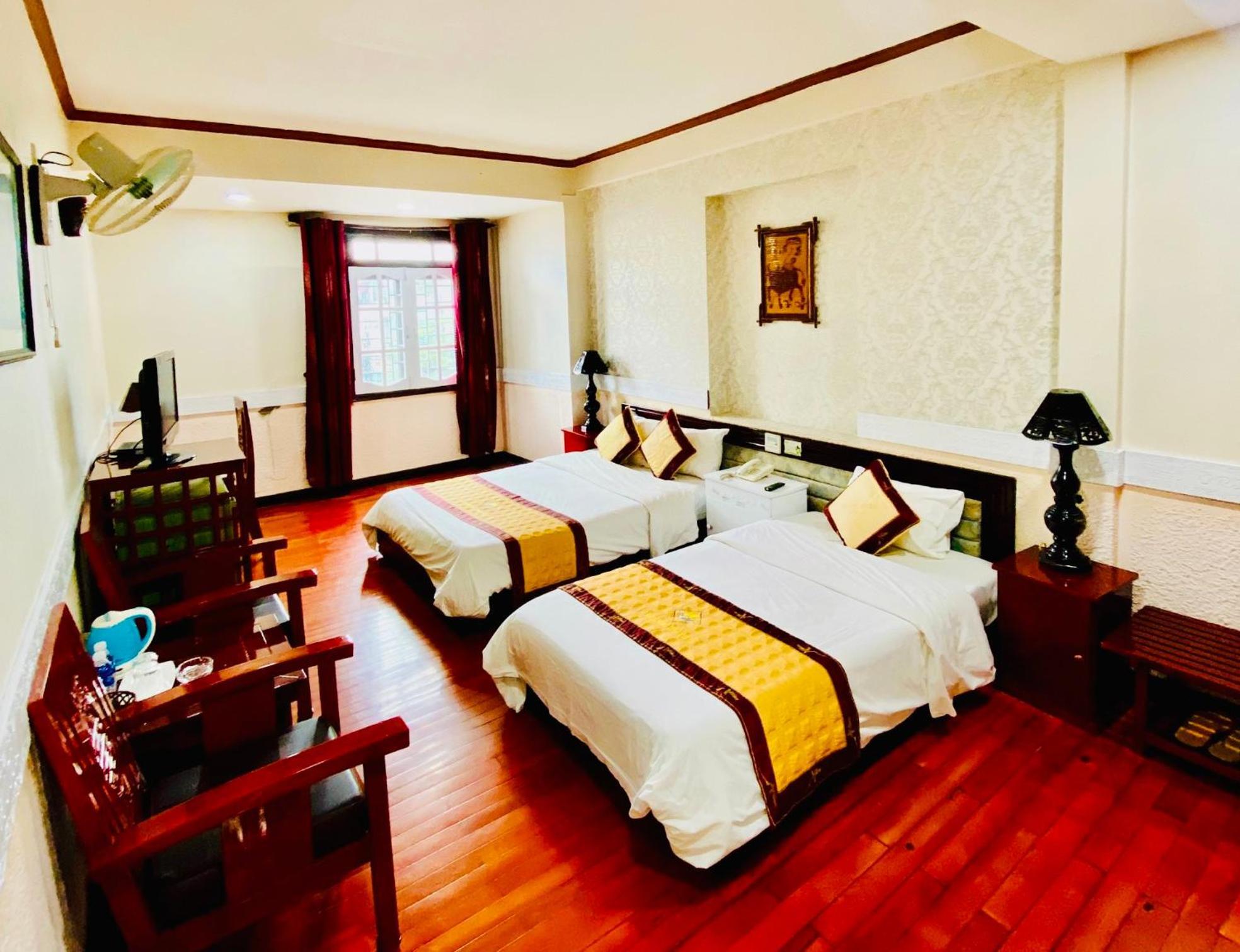 Phuong Dong Hotel Dn By -Bay Luxury Da Nang Exteriör bild