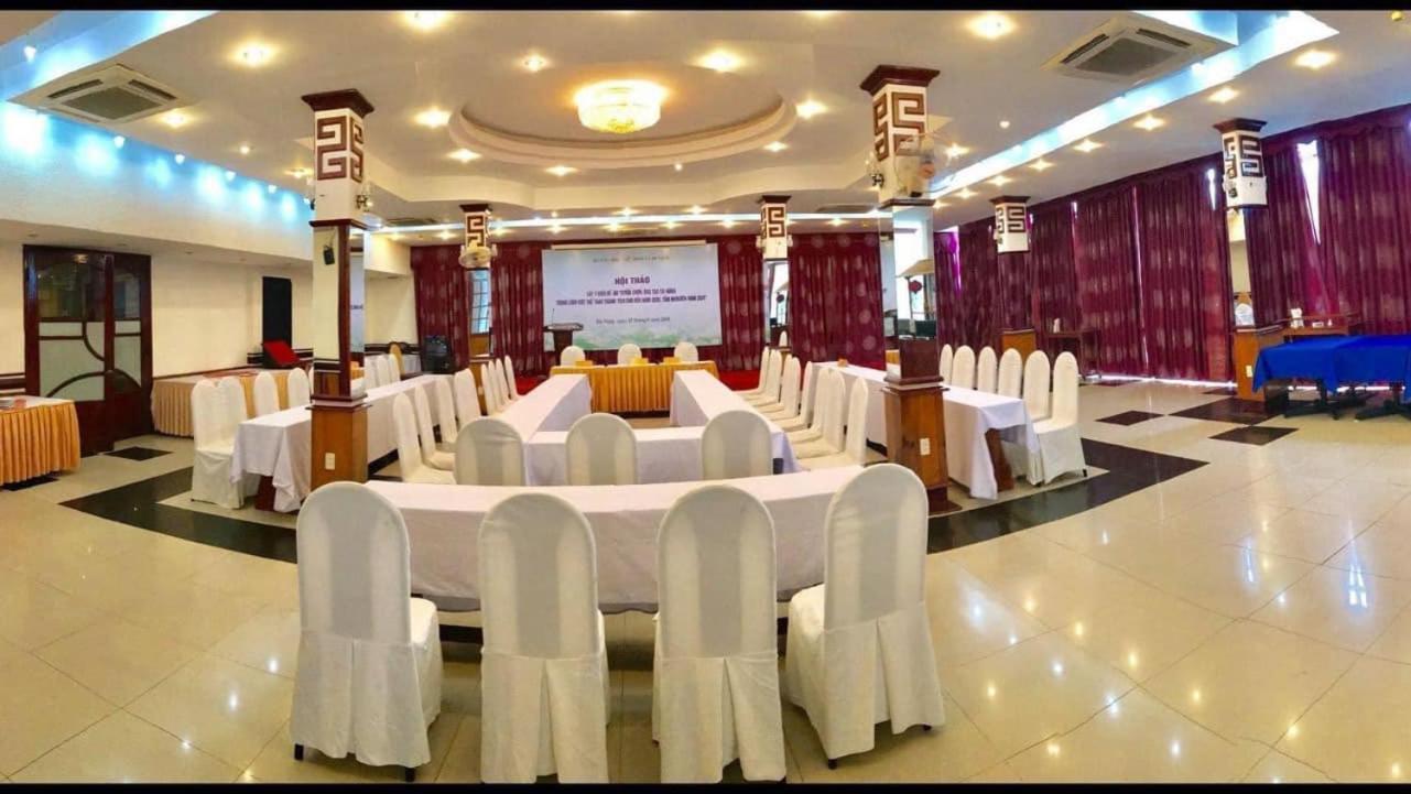 Phuong Dong Hotel Dn By -Bay Luxury Da Nang Exteriör bild